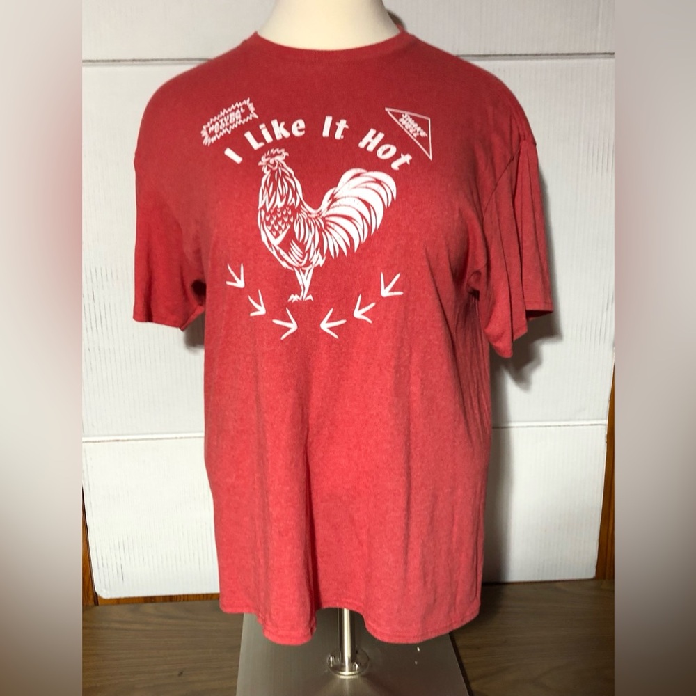 Rural King ladies2X tee. Rooster SOME LIKE IT HOT. great for the farm